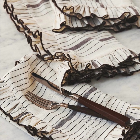 Anthropologie NWT set of 4 Tully Napkins - Picture 1 of 3